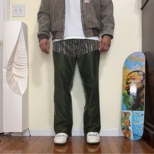 Vintage RealTree Camo Brush Pants